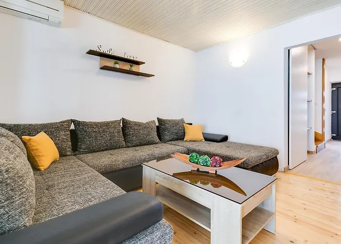 Apartments Nada